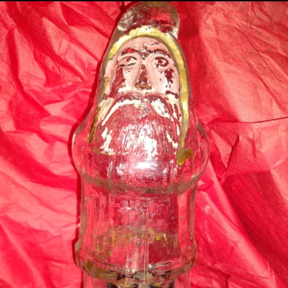 Early 20th Century; Original, 5.5" height, original closure